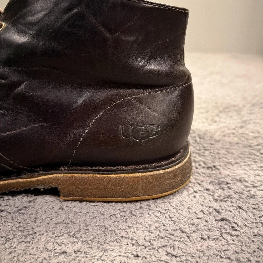 UGG Chukka Boots Mens Size 11.5 Brown Leather Lace Up Ankle Desert Crepe‎ Sole